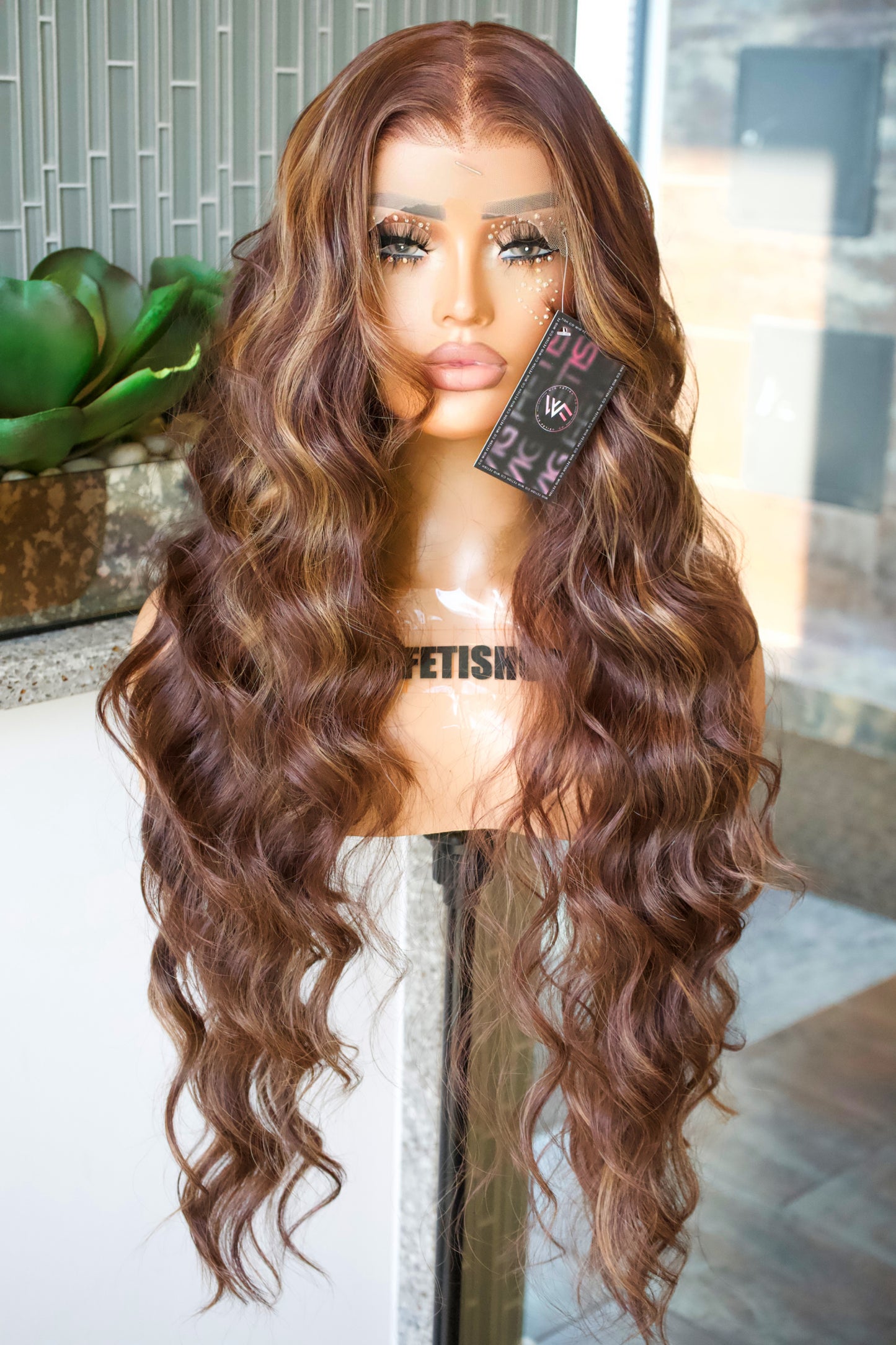 HD LACE 13x6 PREMIUM SYNTHETIC BLEND 32” INCH WIG - MIA